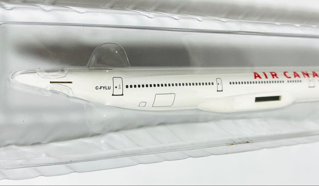 hogan 1/200 エアカナダ A340-300