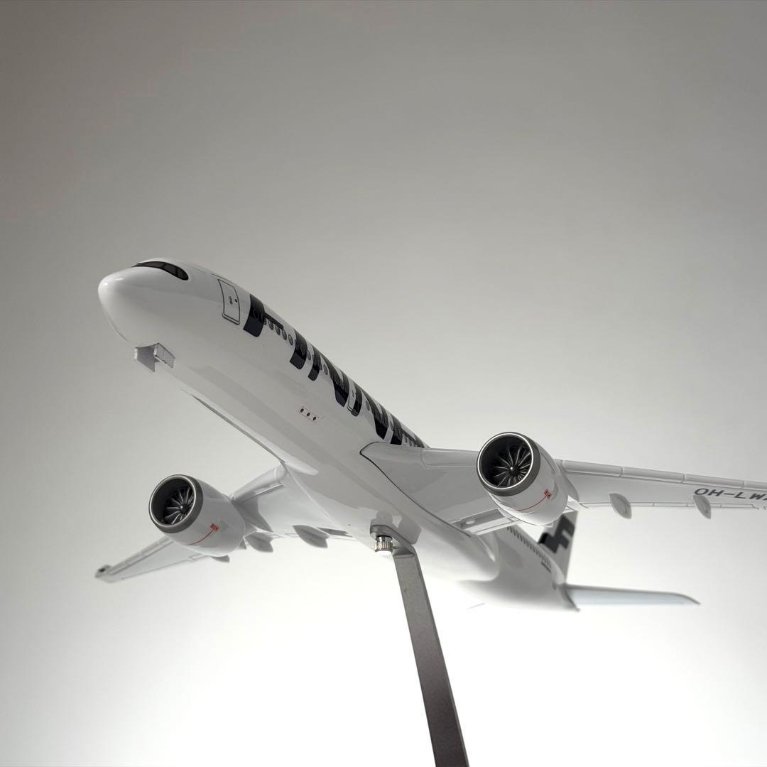 FINNAIR フィンエアー フィンランド航空 飛行機　モデル 模型 スタンド