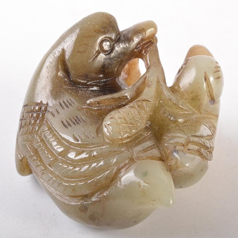 中国　玉石彫刻　親子鳥彫　根付　紙鎮　置物　C　7757E