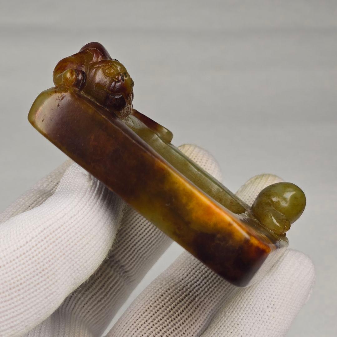 貴重 文房具 本物和田玉 原石 子石 手彫 清代 螭龍紋 筆添 硯 墨池 置物