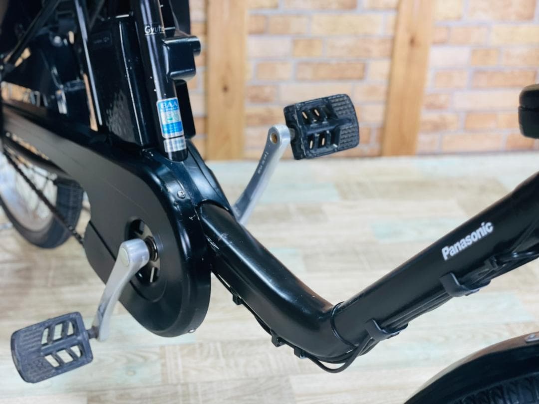 2018 マット系ブラック　ギュット　子供乗せ電動アシスト自転車 ZH2050