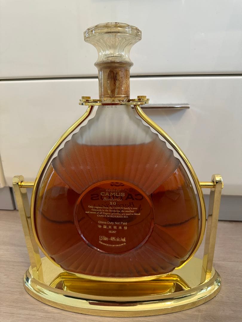 CAMUS Borderies XO 1.5L マグナム クレードル付き