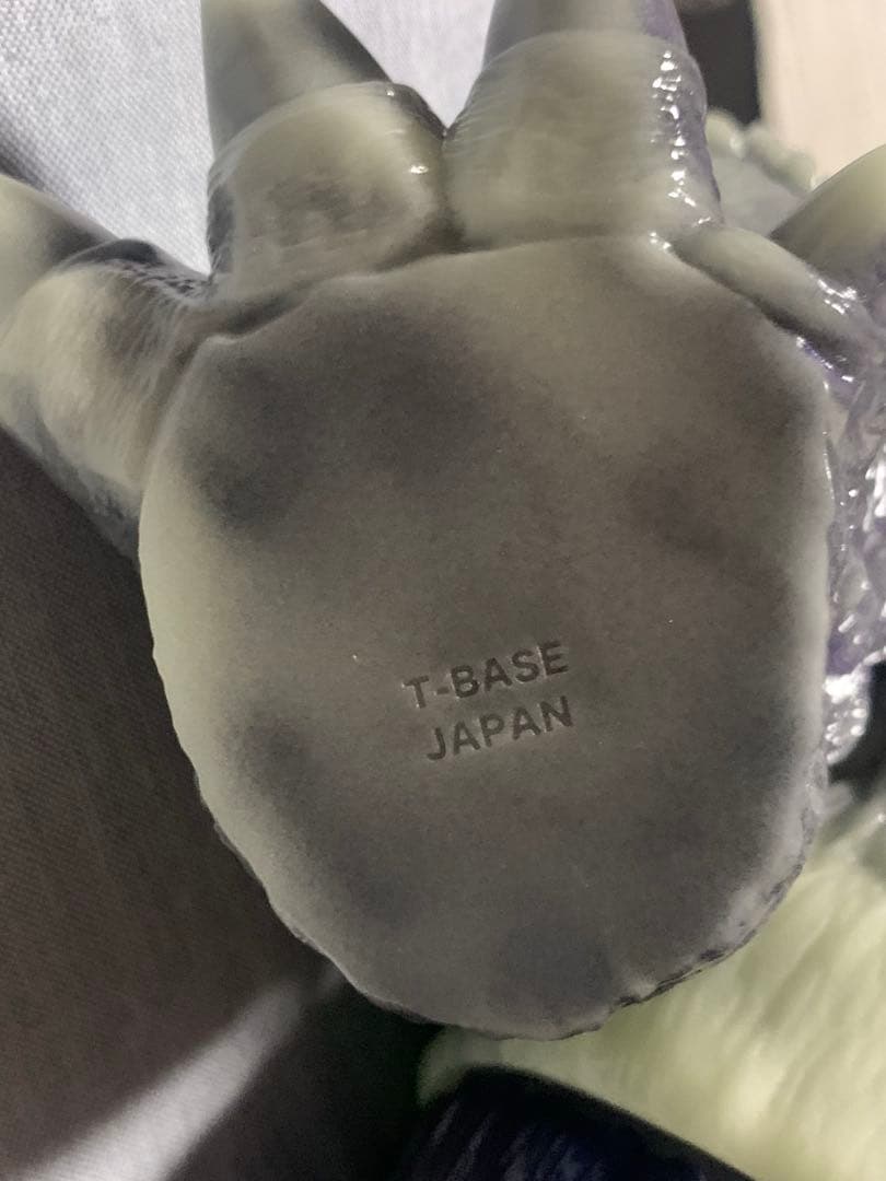 FrogTree ゴジラ ソフビ2001 蓄光マーブル成型、偏光パール塗装