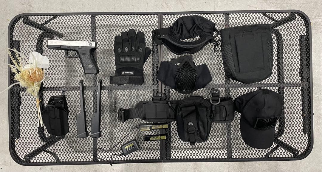 Glock 18C 電動ガン シルバー/ブラック　サバゲー　個人装備一式セット