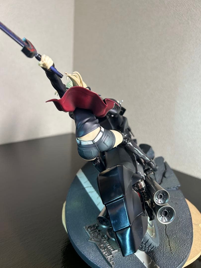 Fate アルトリア・ペンドラゴン〔オルタ〕＆キュイラッシェ・ノワール　欠品有