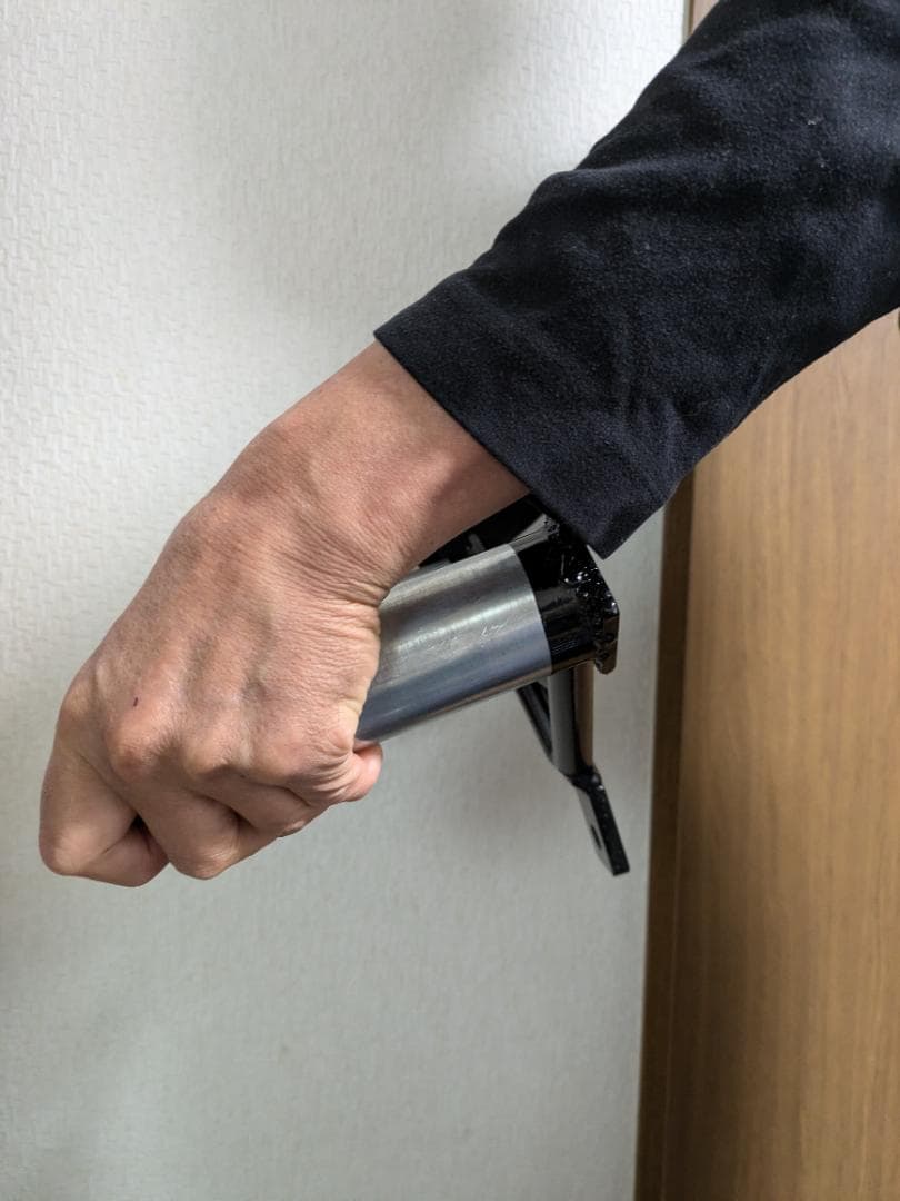 前腕クラッシャー＋ダンベル活用フックとカラビナ付き　アームレスリング