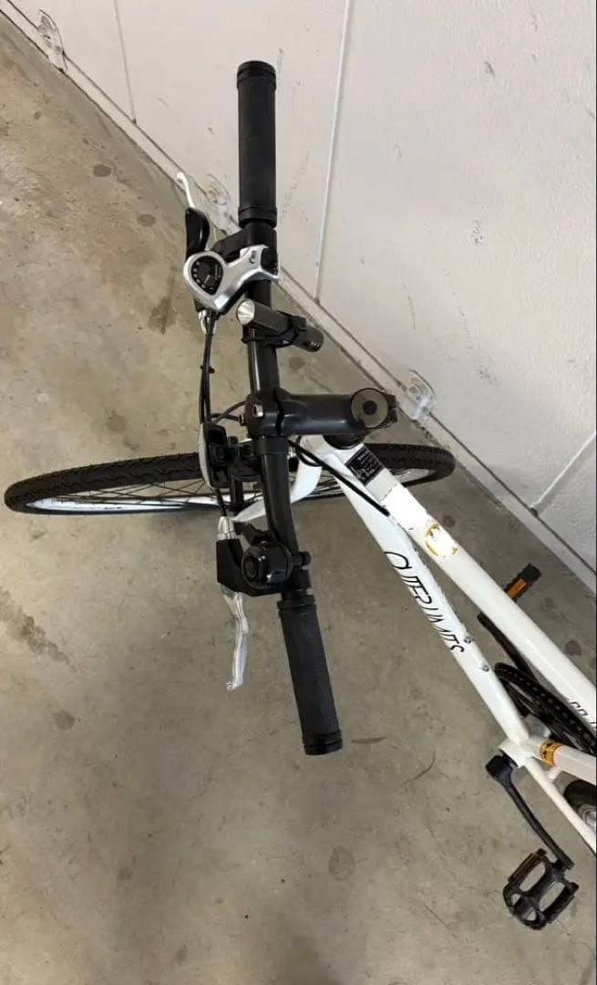 【神奈川県平塚市直接取引】アウターリミッツ　クロスバイク