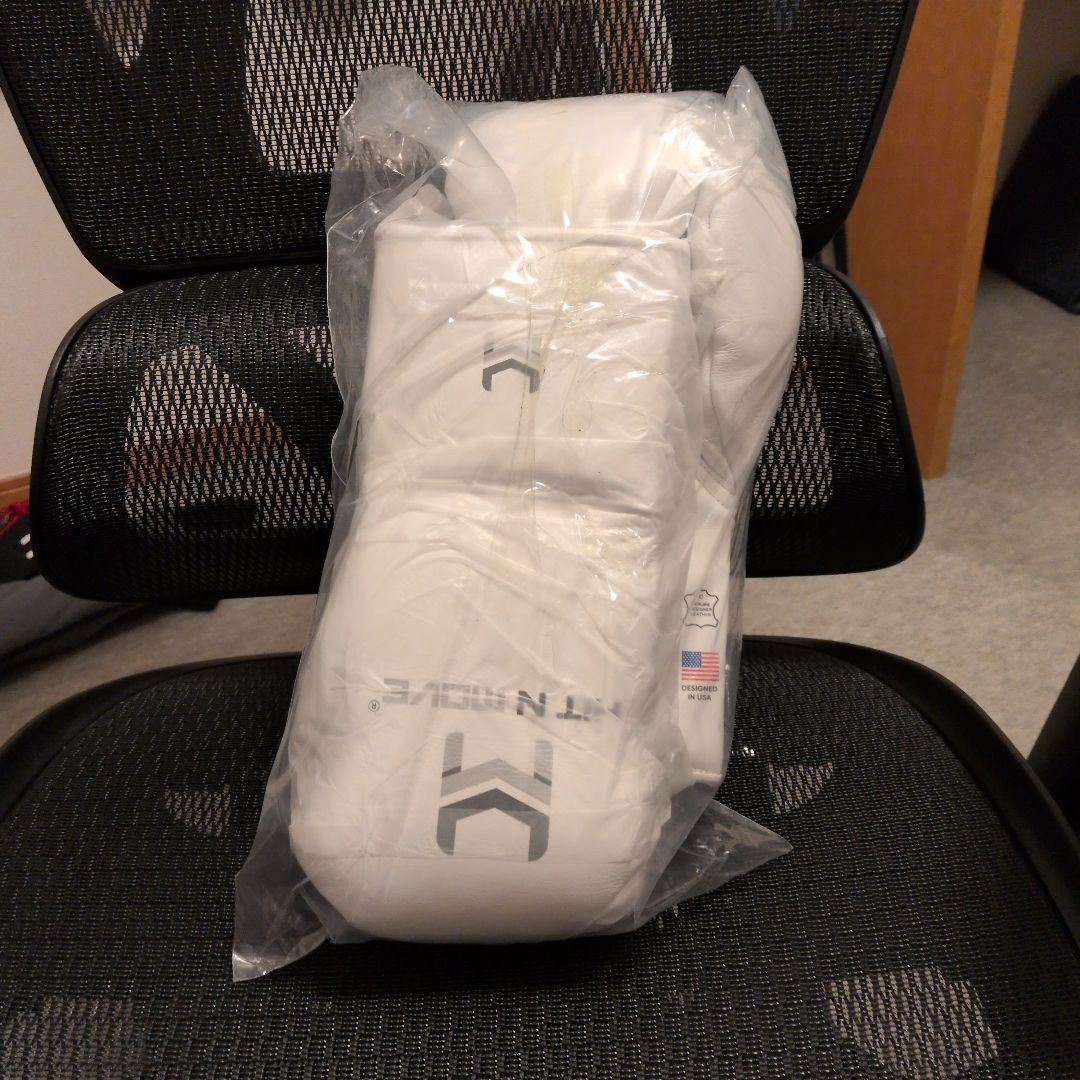 新品 hit n move 馬毛グローブ 白 16オンス