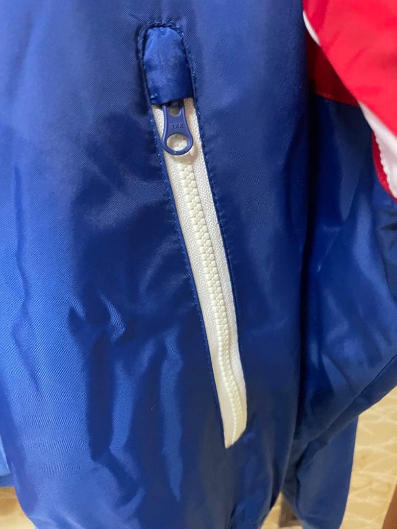 美品　NIKE　ナイロンジャケット 伊澤彩織 まひろ ベイビーわるきゅーれ L