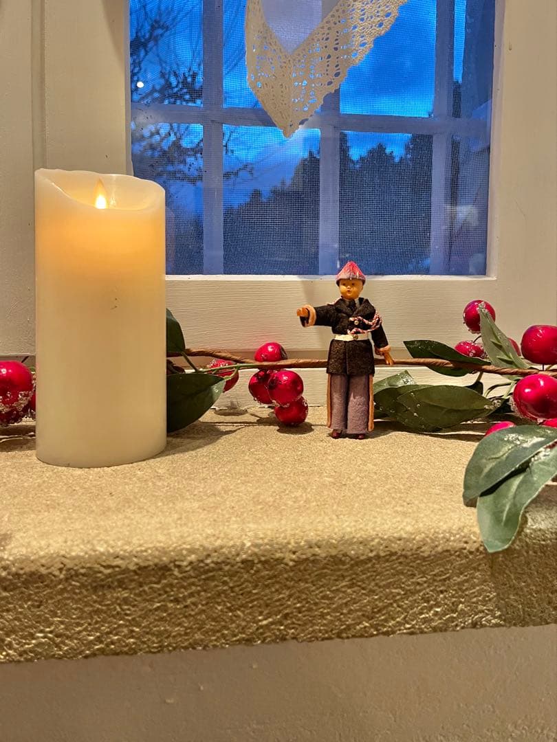 ◆フランスアンティーク｜超希少モナコ兵隊ミニドールDセルロイド民族衣装男制服軍隊