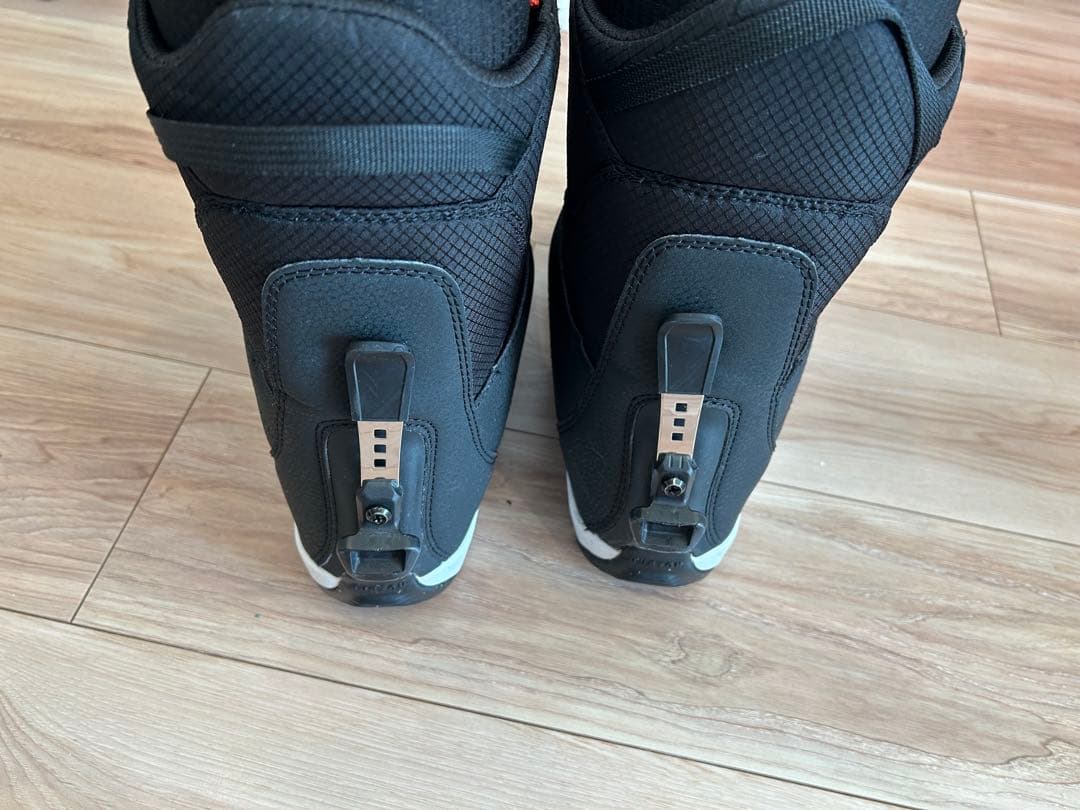 Burton KIDS STEP ON BINDINGSとZIP LINE SO