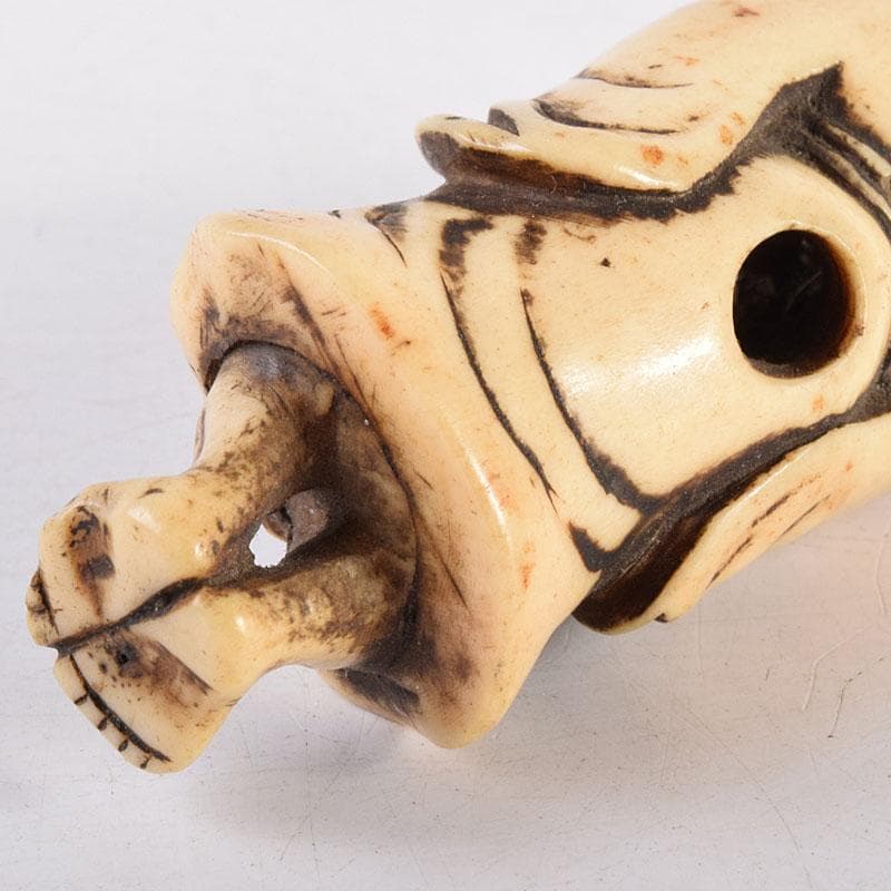 時代提げ物　獣骨製　翁　人物　根付　V　6915