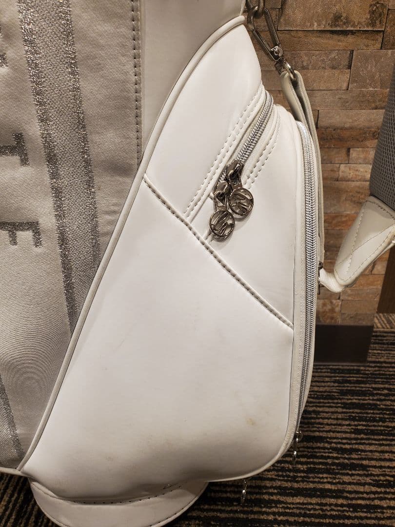 DESCENTE ホワイト キャディバッグ