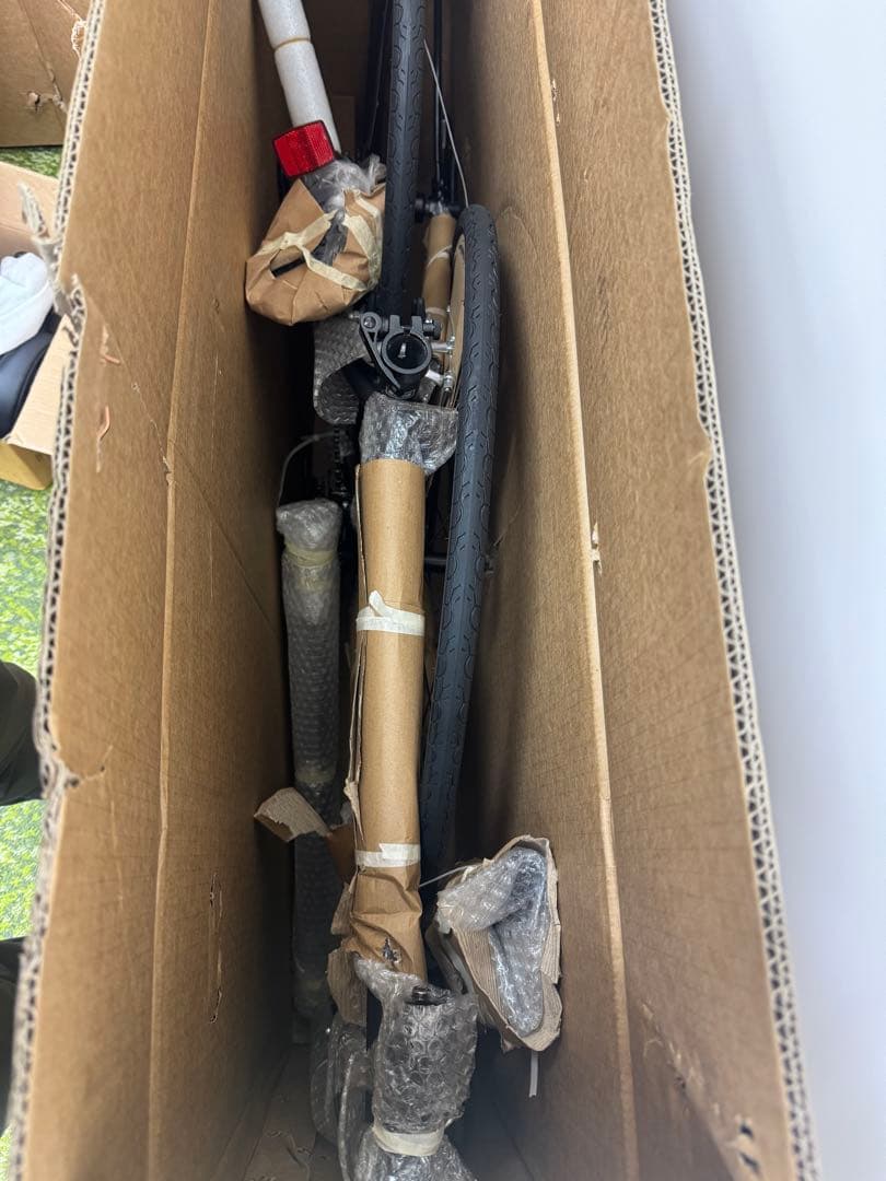 自転車 クロスバイク ブラック 700×28C 21段変速