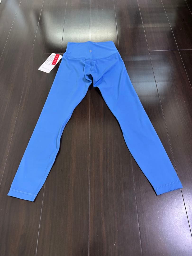 Lululemon Align™ハイライズパンツ24インチアジアフィットPOOL