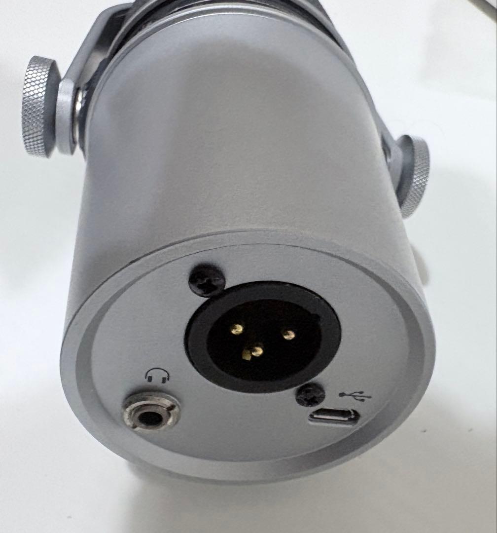 SHURE MV7 ポッドキャストマイク マイクスタンド マイクケーブル付