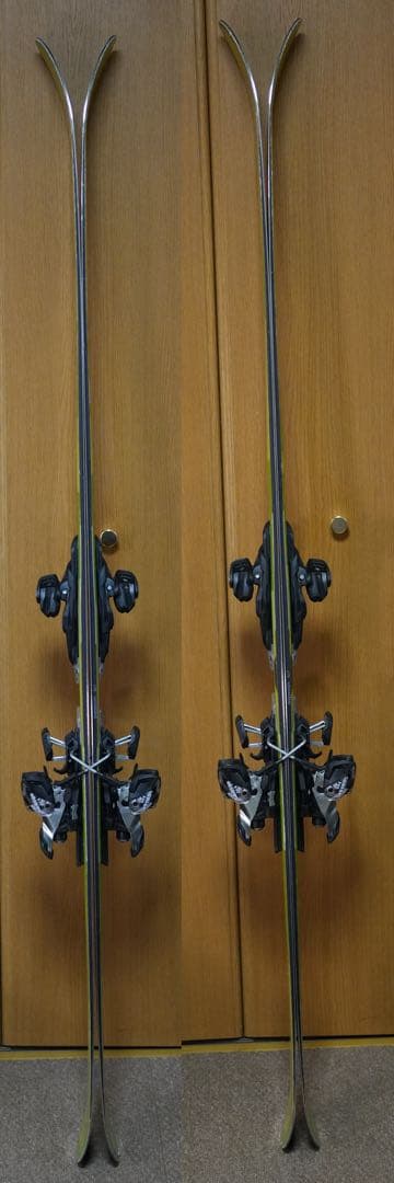 Volkl Blaze 106 179cm フリースタイル　marker