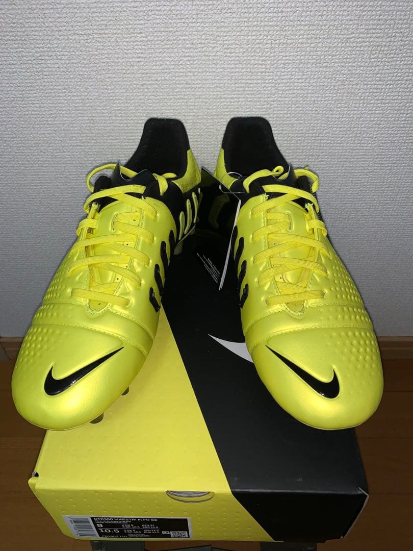 ナイキ　CTR360 マエストリ FG 27cm