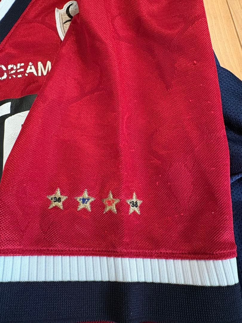 鹿島アントラーズ　本山雅志選手　ユニフォーム　複数選手のサイン入り