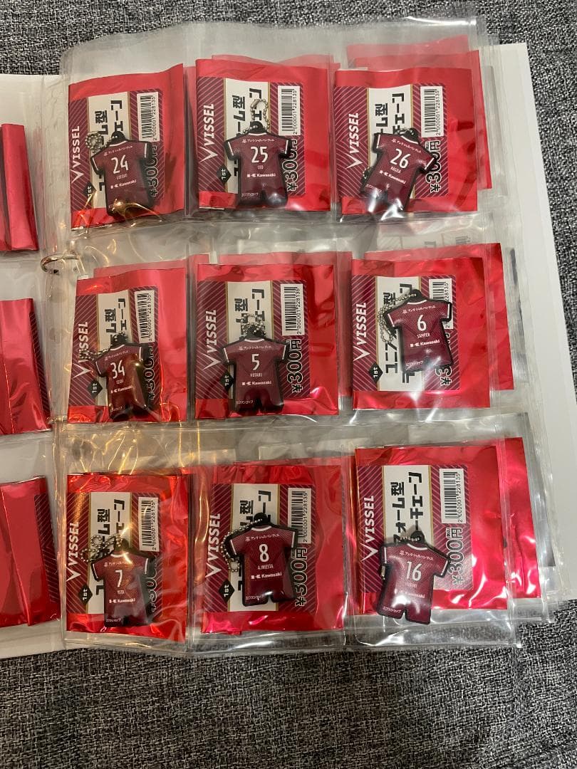 ヴィッセル神戸 2022ユニフォーム型ラバーキーチェーン セミコンプリートセット