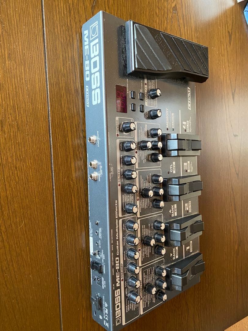 BOSS ME-80 マルチエフェクター ケース付き