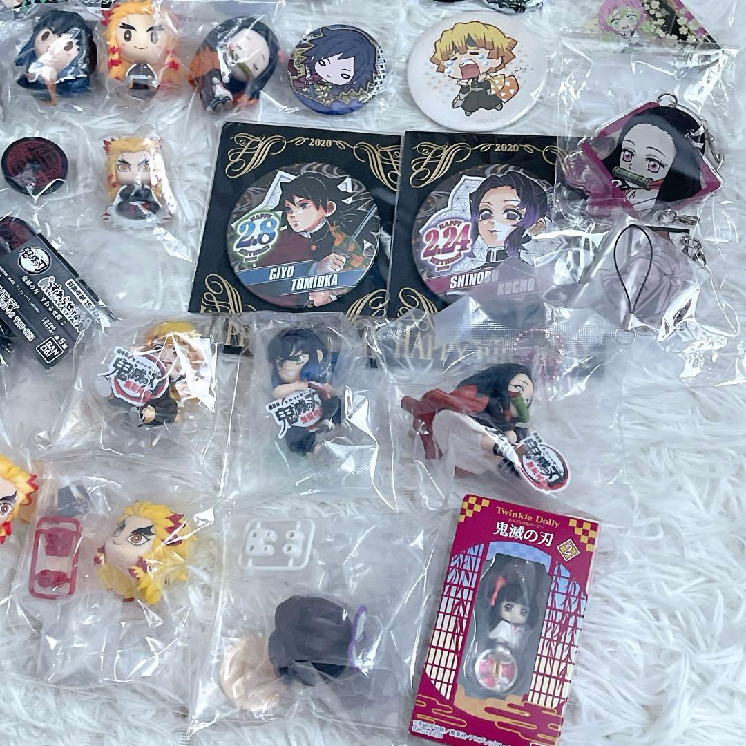 鬼滅の刃　グッズ　101個　まとめ売り　キーホルダー　フィギュア　アクリル