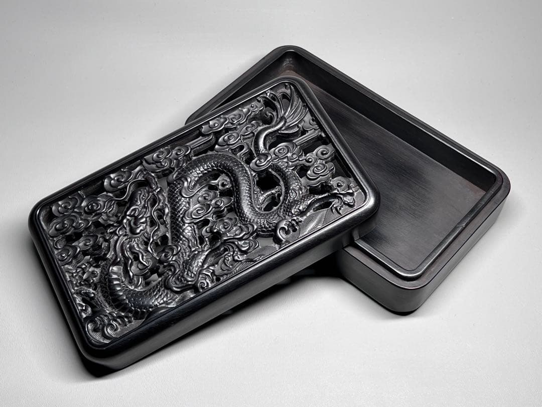 木製　小物入れ　香炉？　硯箱　巻雲龍紋　透彫　極細工　文房具　中国美術　唐木黑檀