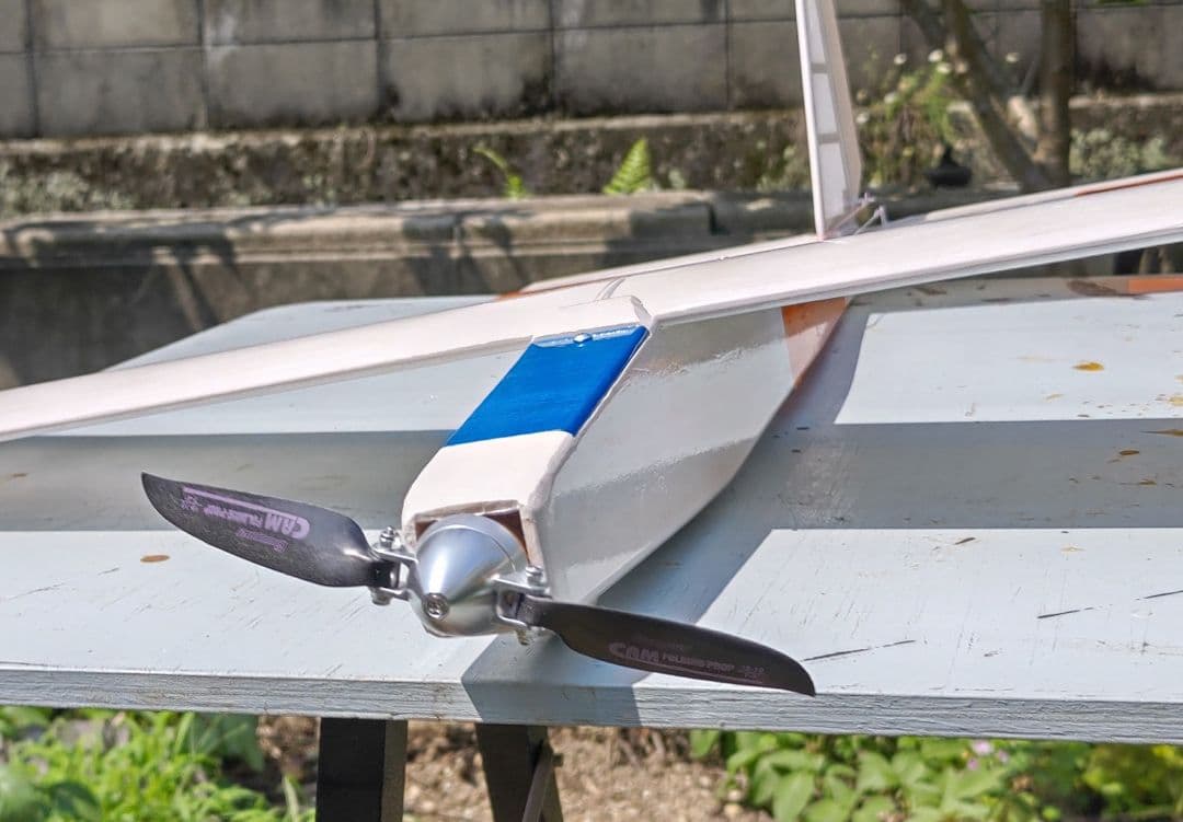ラジコン飛行機　電動グライダー
