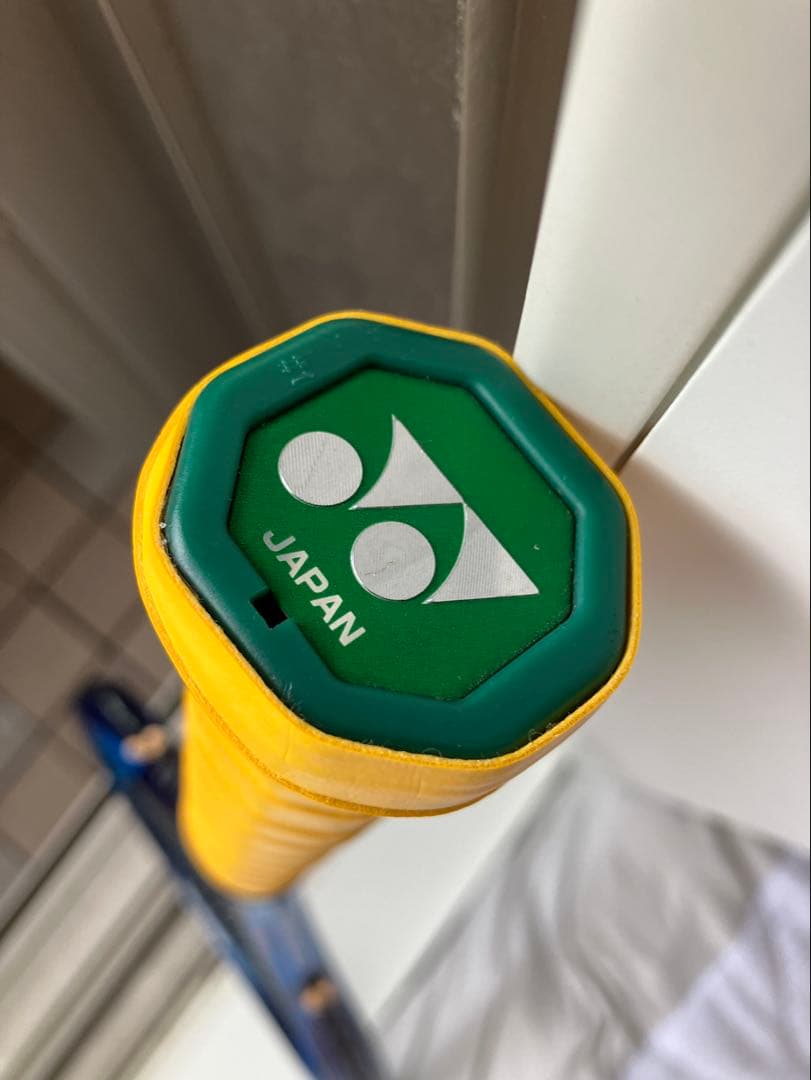 国内正規品　ヨネックス　イーゾーン　105 G1 ダブルス最強！