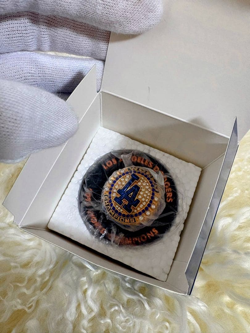 ロサンゼルス・ドジャース　2024年ワールドチャンピオン記念リング　ベシア選手