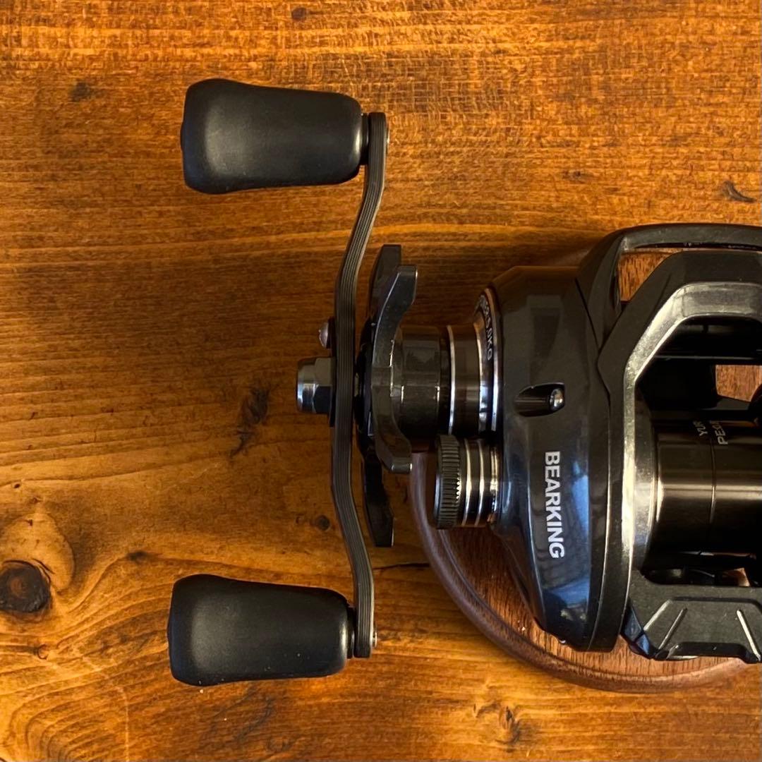 ベイトリール　ベイトフィネスリール　軽量　32φ 新品未使用　バス釣り　渓流釣り