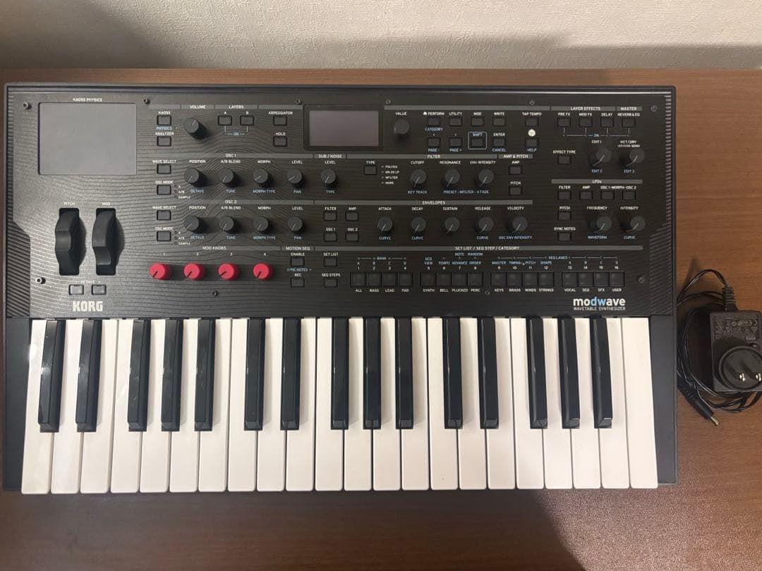 KORG modwave シンセサイザー