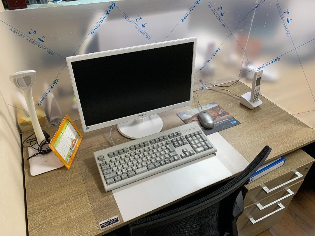 飛沫感染防止ボード（塩ビ）