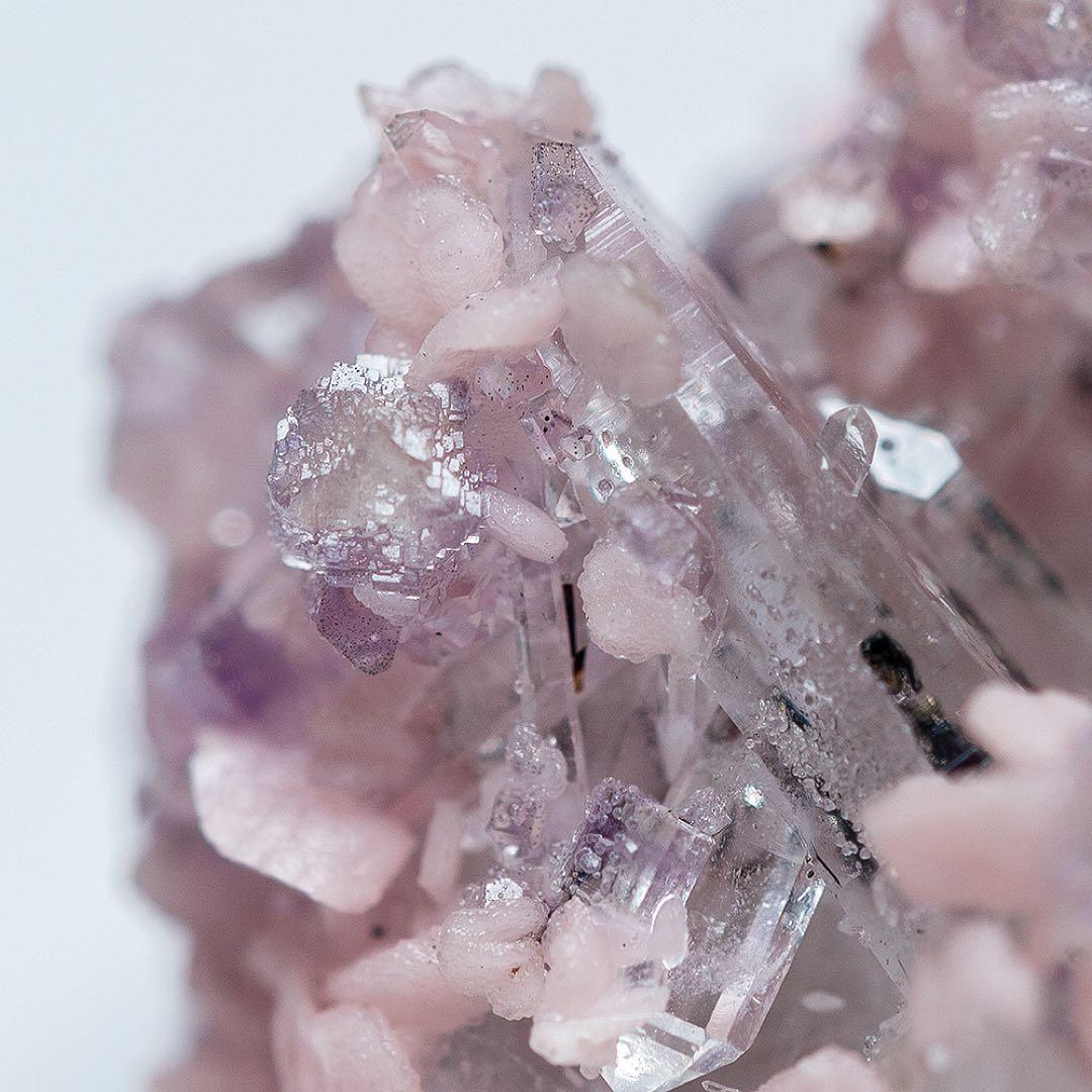 中国 ロードクロサイト フローライト 蛍石 天然石 原石 鉱物標本 鉱石 731