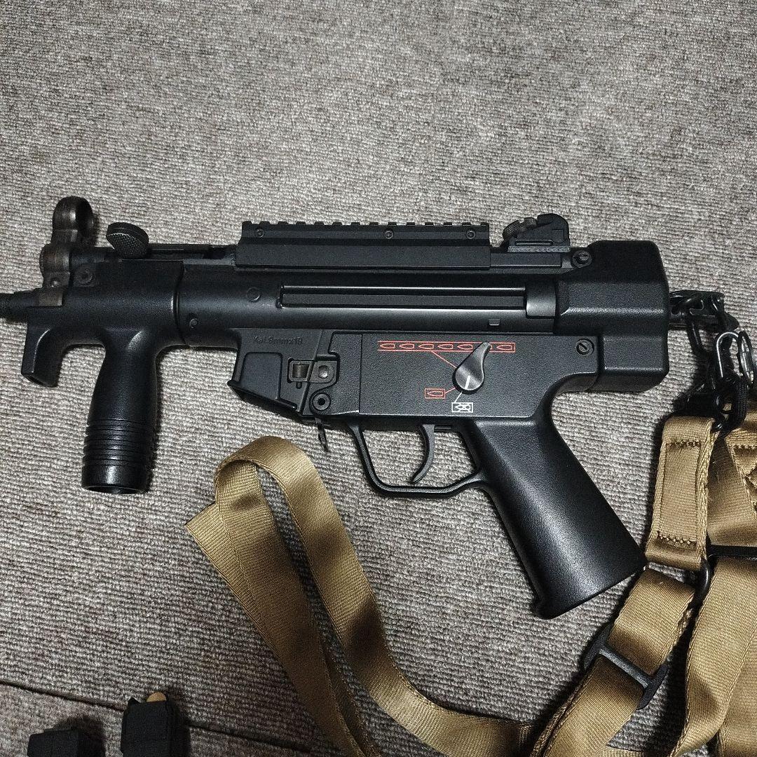 スクエアパンツ　MP5K 電動ガン セット