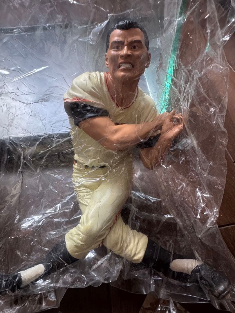 長嶋茂雄 背番号3の記憶 魂のフルスイング フィギュア【絶版 レア！】