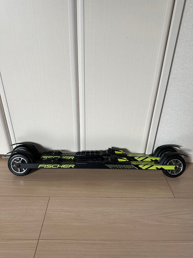 Fischer RC7 ローラースキー
