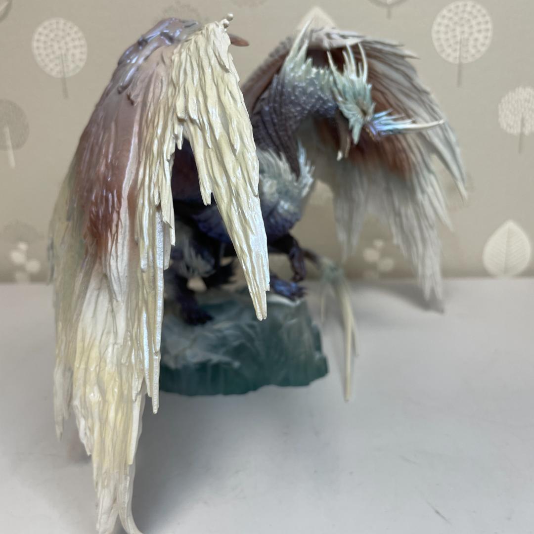 イヴェルカーナ フィギュア 一番くじA賞 モンスターハンター アイスボーン