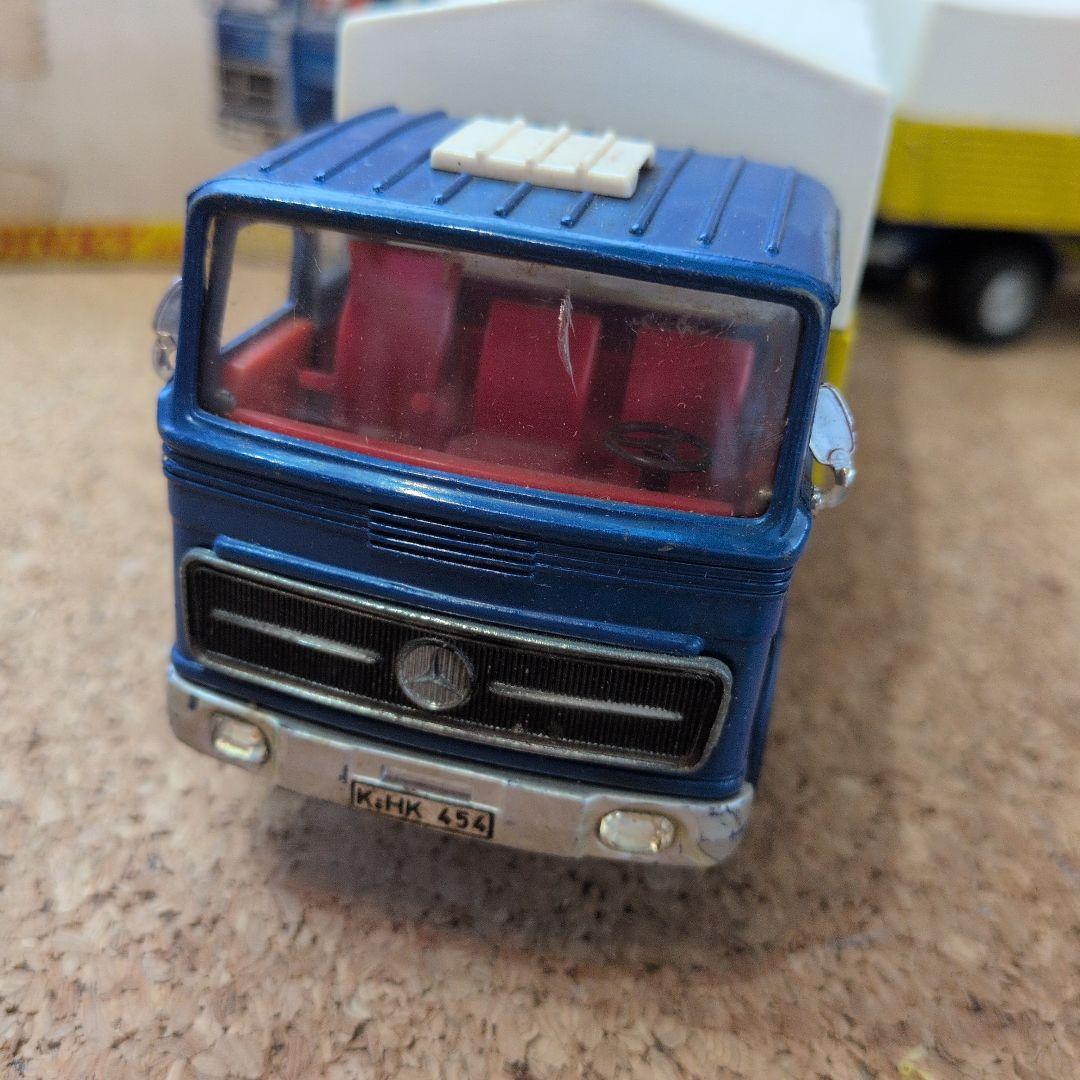 大型 dinkytoys Mercedes Benz Truck&Trailer