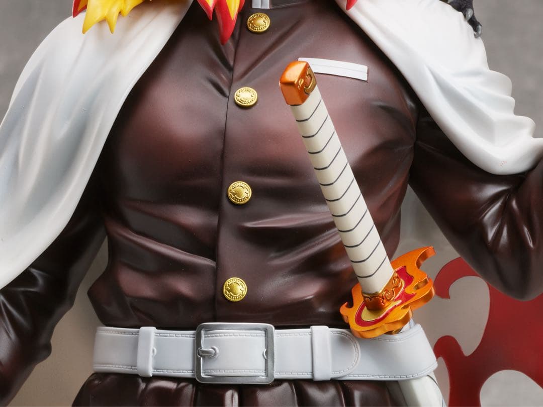 煉獄杏寿郎 1/4スケールフィギュア