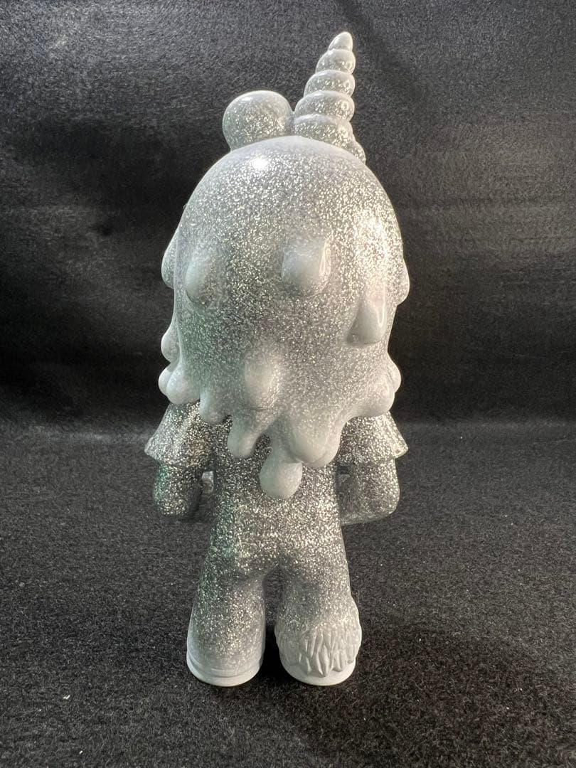 ア*中様 意識他界系　メルトくん　冬限定スノーホワイトカラー　ソフビ