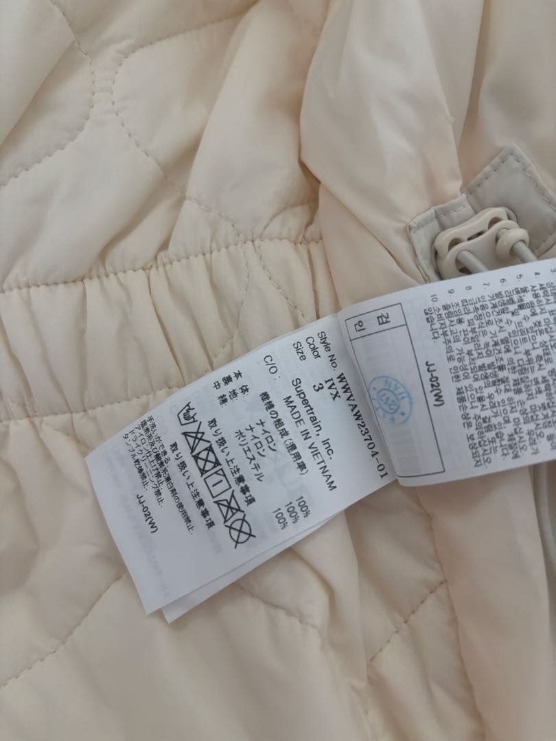 WACCキルティング ノースリーブジャケット