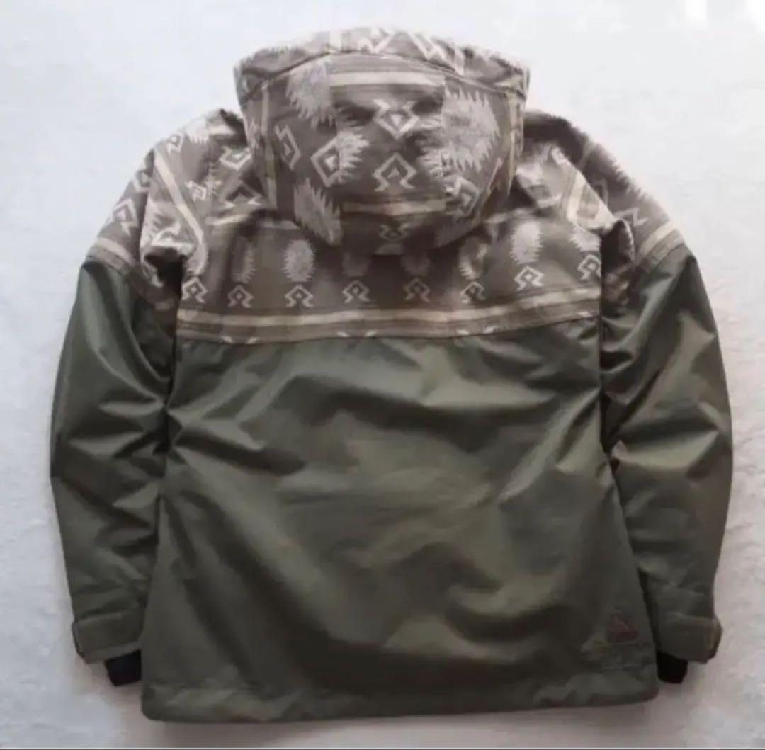 BURTON 幾何学模様 フード付きジャケット　Burton スノボ/スキー