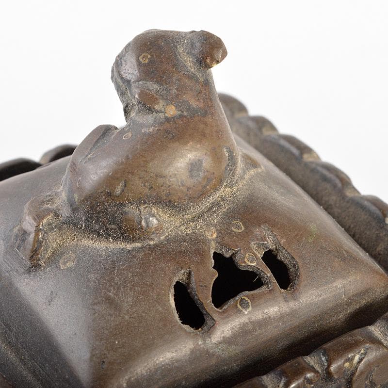 中国　大明宣徳年製款　古銅　神獣摘　神獣文　四方香炉　時代箱付　M　R6824