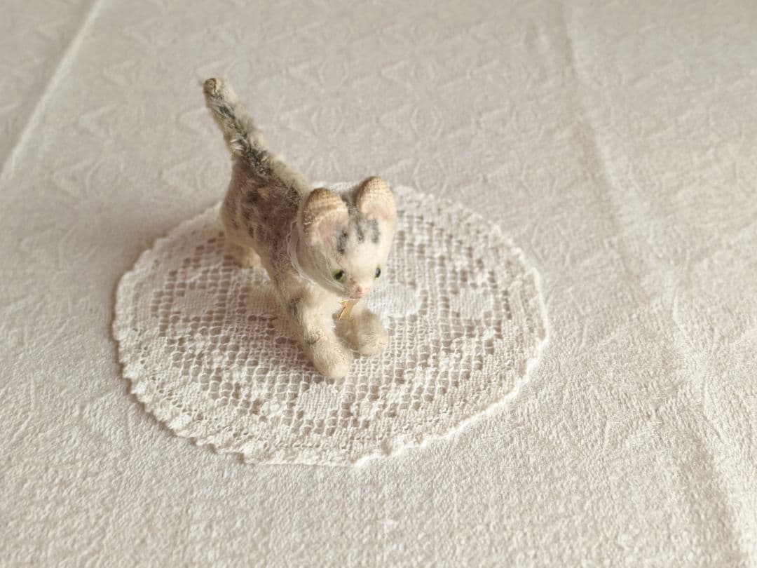 * antique bear ୨୧ * 小さくて可愛い トラ猫ちゃん