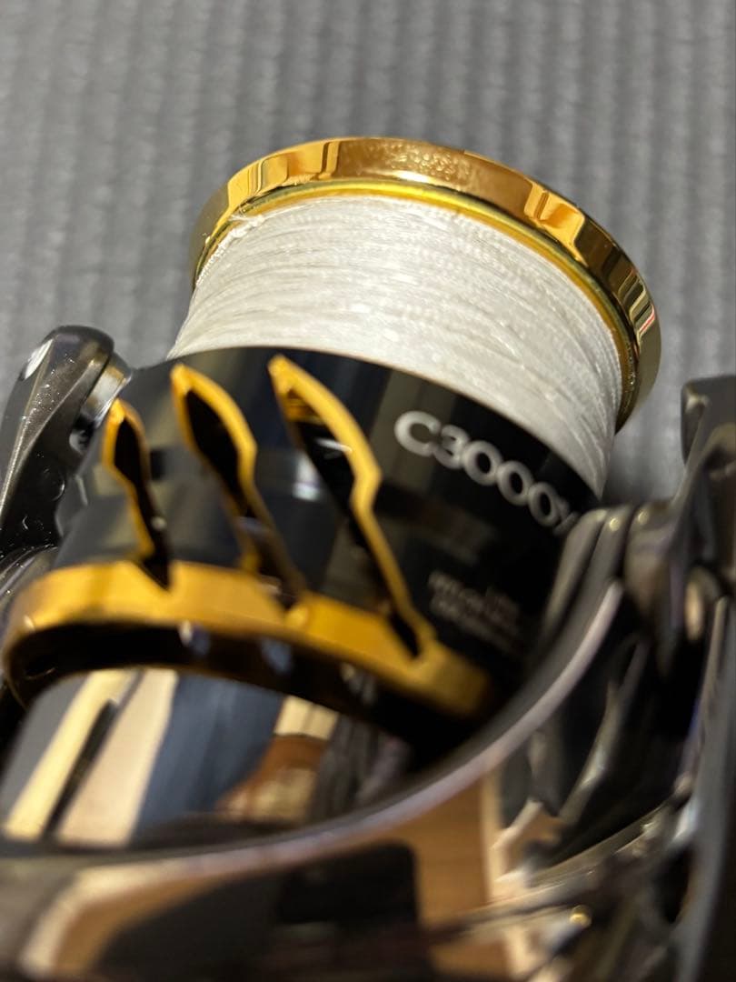 SHIMANO TWIN POWER C3000xgスピニングリール