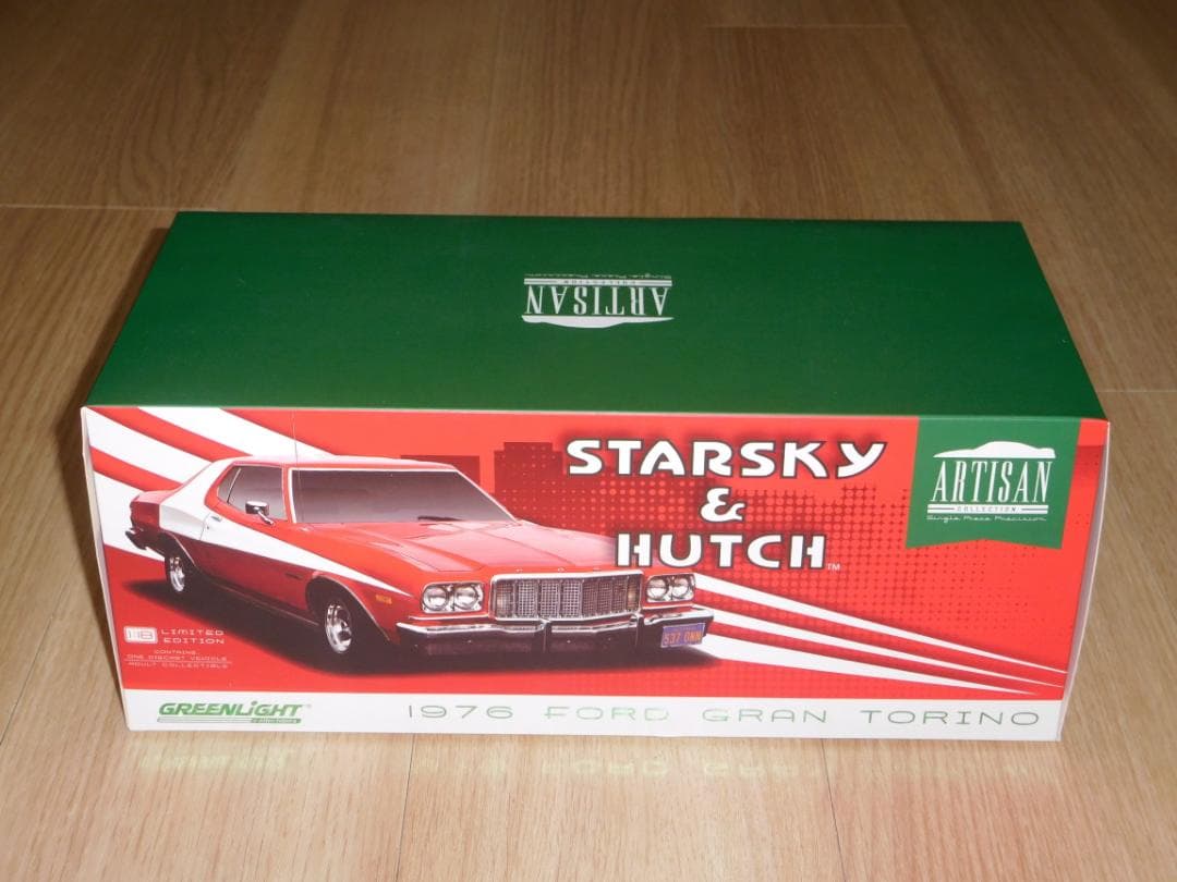 STARSKY & HUTCH 1976トリノ 1/18 GREEN LIGHT