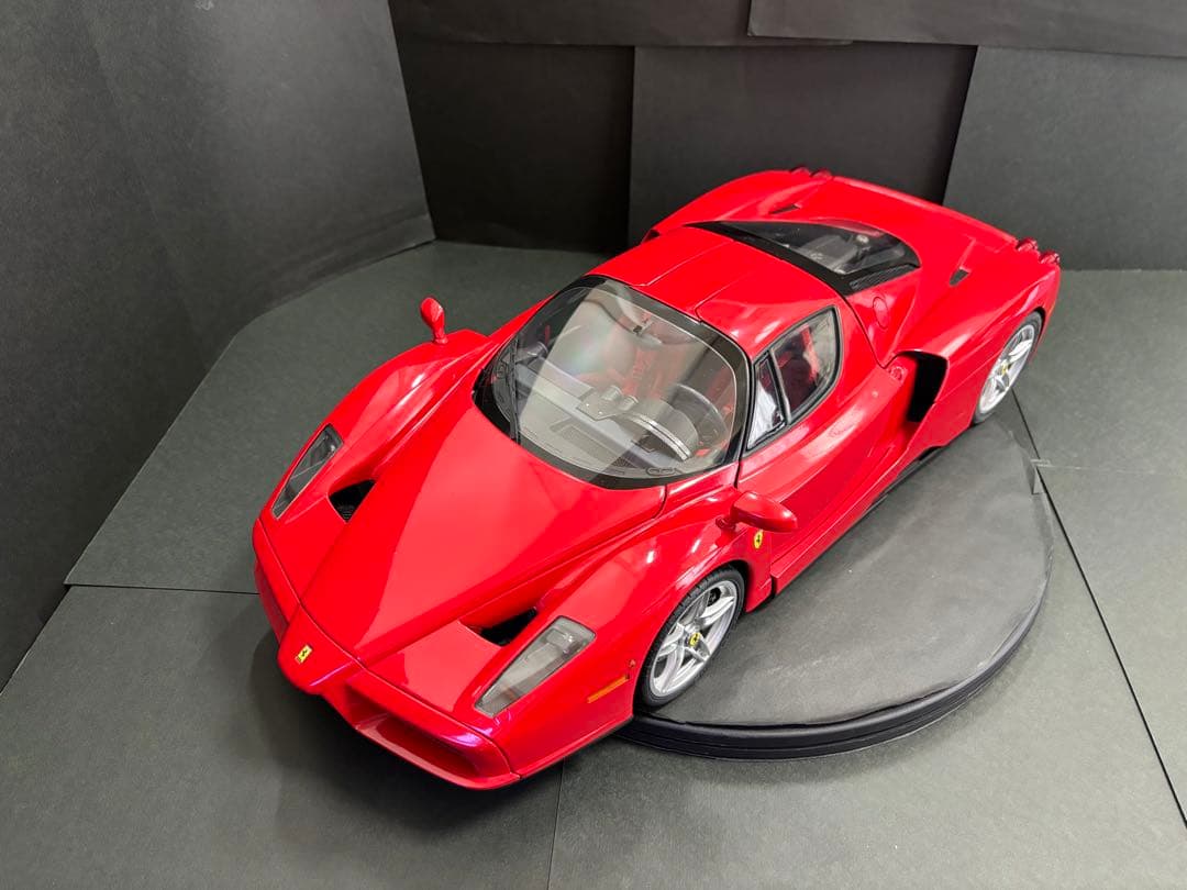 【貴重】デアゴスティーニ　エンツォフェラーリ1/10スケールセット