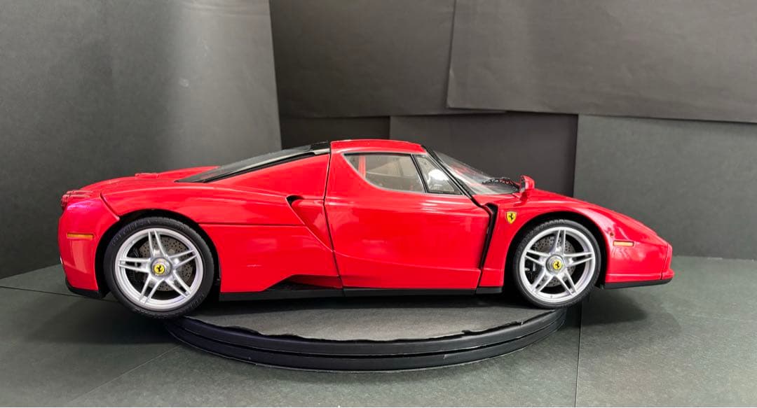 【貴重】デアゴスティーニ　エンツォフェラーリ1/10スケールセット