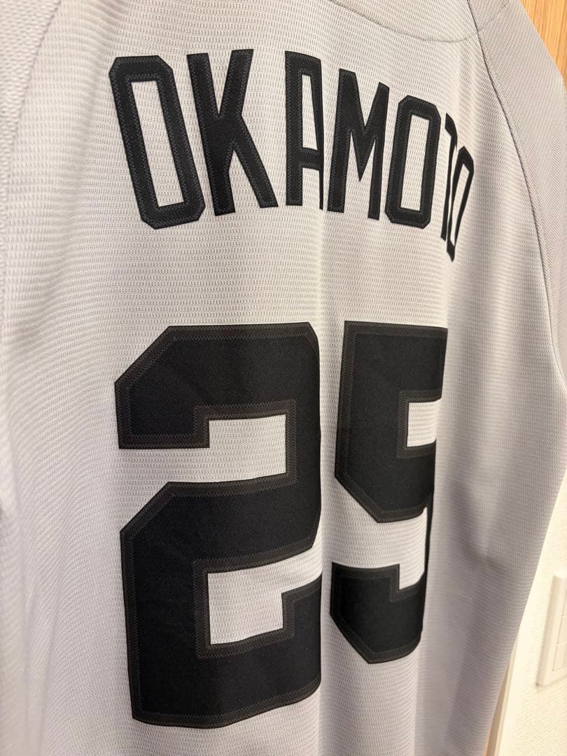 【希少】岡本和真 Nike GIANTS ユニフォーム 伝統の一戦